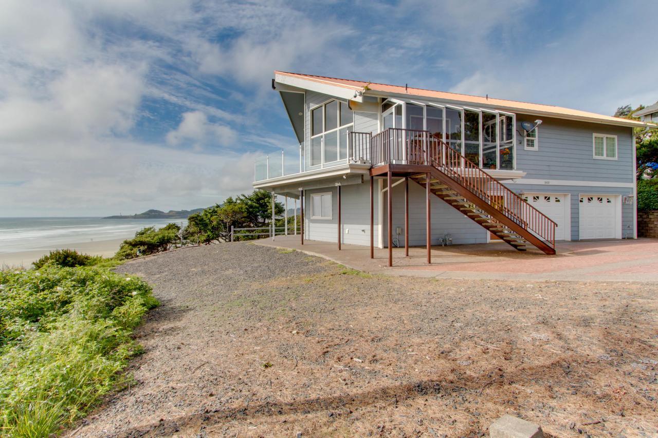Wavewatcher Newport Exterior photo